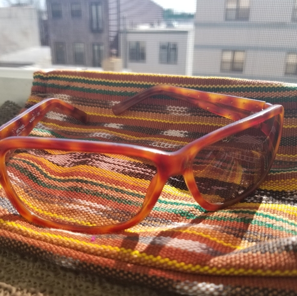 Michael Kors Sunglasses - Picture 2 of 6